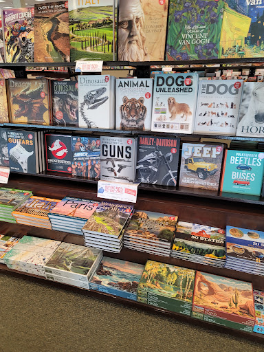 Book Store «Barnes & Noble», reviews and photos, 631 E Boughton Rd, Bolingbrook, IL 60440, USA
