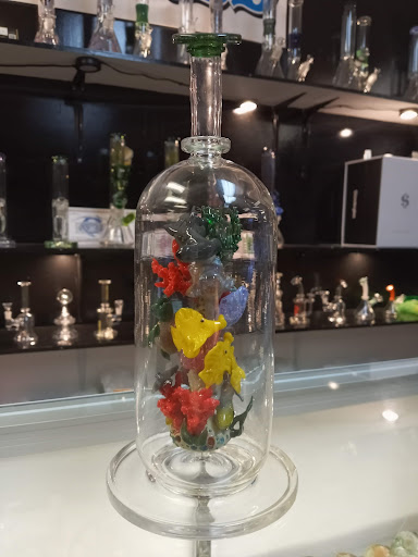 Tobacco Shop «Four Two Zero Peace Avenue», reviews and photos, 6656 US-1, Port St Lucie, FL 34952, USA