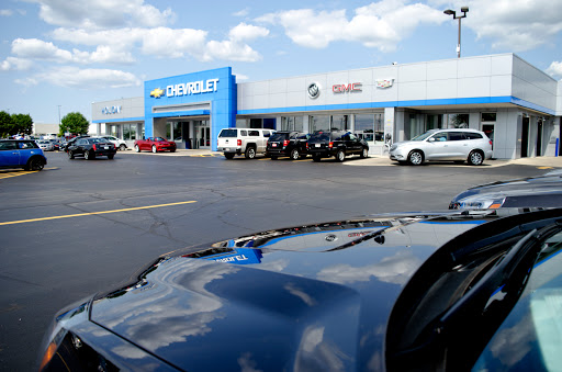 Chevrolet Dealer «Holiday Automotive Chevrolet Buick GMC», reviews and photos, 321 N Rolling Meadows Dr, Fond du Lac, WI 54937, USA