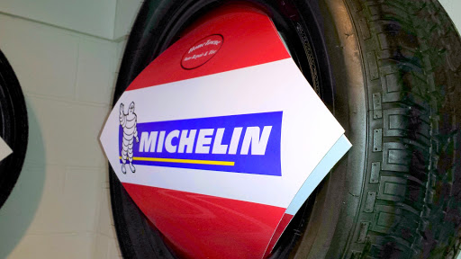 Tire Shop «HomeTowne Auto Repair and Tire of Woodbridge», reviews and photos, 15698 Jefferson Davis Hwy, Woodbridge, VA 22191, USA