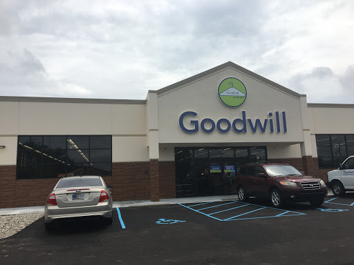 Thrift Store «Goodwill Store», reviews and photos, 1602 W McClain Ave, Scottsburg, IN 47170, USA