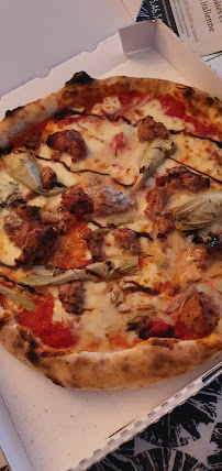 Plats et boissons du Pizzas à emporter Loussa Pizza à La Rochelle - n°15