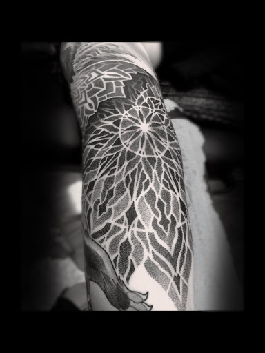 Tattoo Shop «Paradox Tattoo», reviews and photos, 19102 WA-410, Bonney Lake, WA 98391, USA