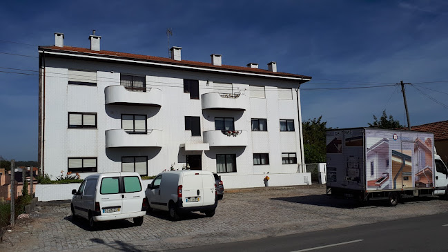 R. Ameal 449, Olival, Portugal