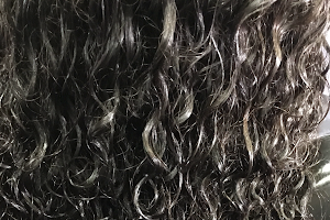 Hair Waves Salon image