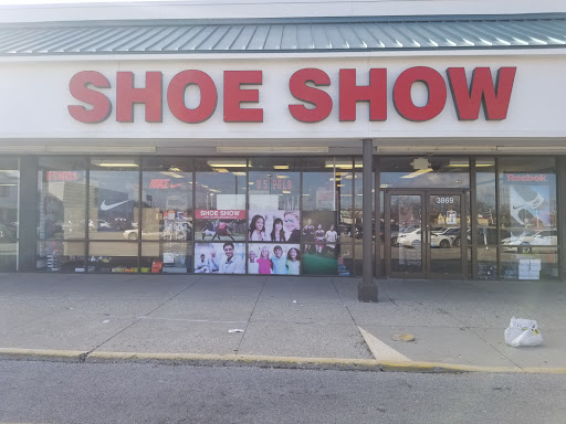 Shoe Store «Shoe Show», reviews and photos, 3869 S High St, Columbus, OH 43207, USA