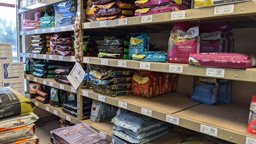 Animal Feed Store «Family Pet Food Center», reviews and photos, 1228 S Military Ave, Green Bay, WI 54304, USA