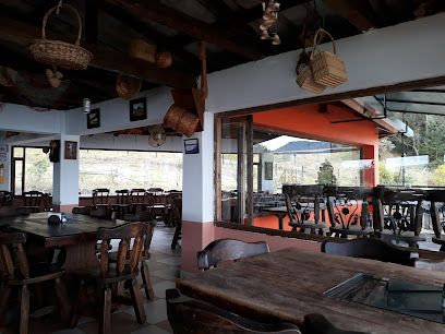 Restaurante Claudia Y Julian - Guatavita - Sesquile, Sesquilé, Cundinamarca, Colombia