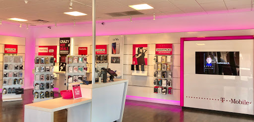 Cell Phone Store «T-Mobile», reviews and photos, 11961 Bradburn Blvd Suite 800, Westminster, CO 80031, USA