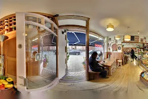 La Croissanterie Cafe image
