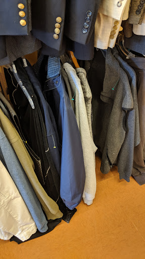 Thrift Store «Goodwill Palm City Store & Donation Center», reviews and photos, 3078 SW Martin Downs Blvd, Palm City, FL 34990, USA