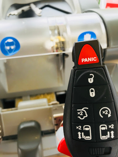 Locksmith «The Keyless Shop at Sears», reviews and photos, 6950 W 130th St, Middleburg Heights, OH 44130, USA