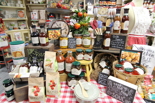 Gift Shop «Country General Store», reviews and photos, 129 N Citrus Ave, Covina, CA 91723, USA