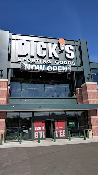 DICK'S Sporting Goods