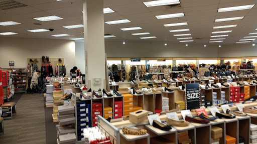 Shoe Store «DSW Designer Shoe Warehouse», reviews and photos, 16920 SW 72nd Ave, Tigard, OR 97224, USA