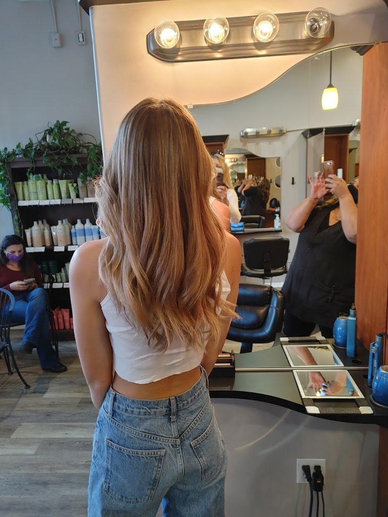 Yudith Salon 93013