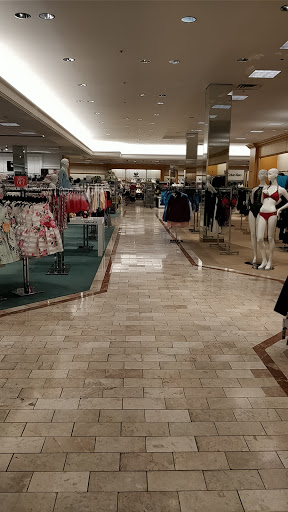 Department Store «Lord & Taylor», reviews and photos, 5065 Main St, Trumbull, CT 06611, USA