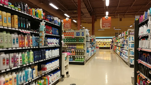 Supermarket «Giant Eagle Supermarket», reviews and photos, 9901 Mountain View Dr, West Mifflin, PA 15122, USA