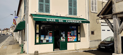 Café Du Commerce à Beaumont-du-Gâtinais