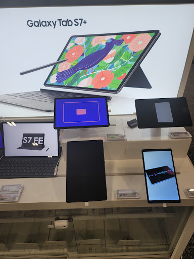 Electronics Store «Best Buy», reviews and photos, 610 Exterior Street, Bronx, NY 10451, USA