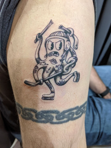 Tattoo Shop «Dark Horse Tattoo», reviews and photos, 1305 Stewart St, Seattle, WA 98109, USA