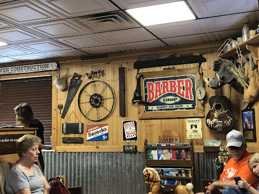 Barber Shop «The Country Barber Shop LLC», reviews and photos, 1004 W Dixie Ave, Leesburg, FL 34748, USA
