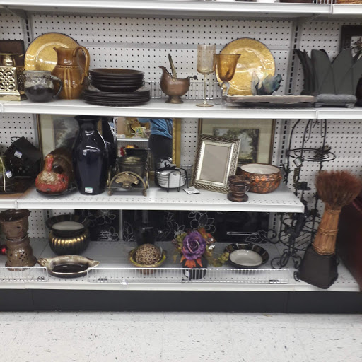 Shopping Mall «Southridge Shopping Center», reviews and photos, 1678 Beavercreek Rd, Oregon City, OR 97045, USA