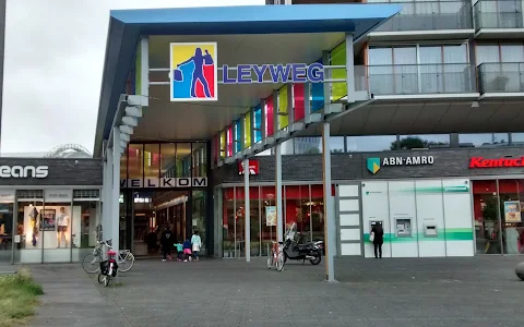 Shopping Center Leyweg image