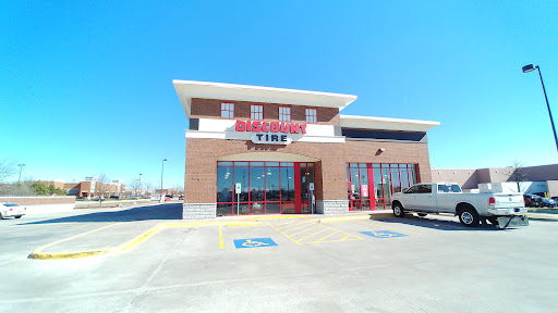 Tire Shop «Discount Tire», reviews and photos, 2900 Mt Williams Dr, Norman, OK 73069, USA