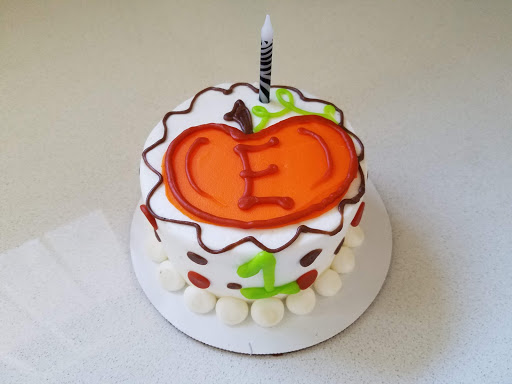 Bakery «Mulberries Cake Shop», reviews and photos, 2027 E Colfax Ave, Denver, CO 80206, USA