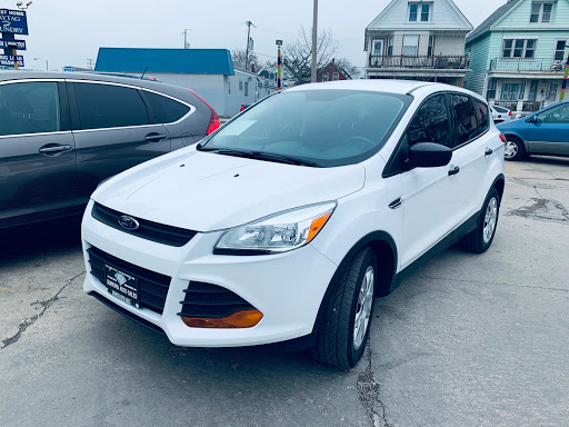 Used Car Dealer «DIAMOND AUTO SALES AND SERVICES 2016», reviews and photos, 1801 W Forest Home Ave, Milwaukee, WI 53204, USA