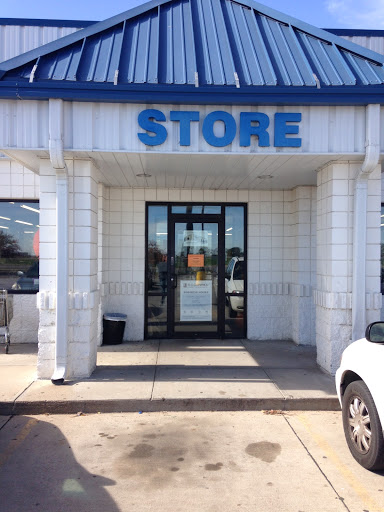 Goodwill Industries of Greater Nebraska Retail Store/Donation Center, 2401 Plum Creek Pkwy, Lexington, NE 68850, USA, 