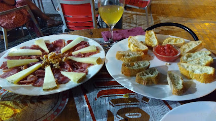 Bar Restaurante El Llorer - calle les parretes nº8, 46500 Sagunto, Valencia, Spain