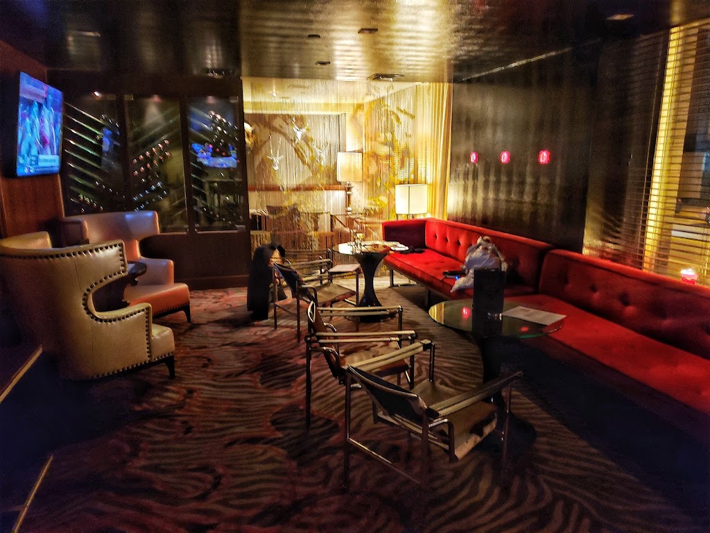 Six15 Bar & Lounge 55402