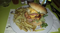 Hamburger du Restauration rapide road snack restobus à Le Grès - n°9