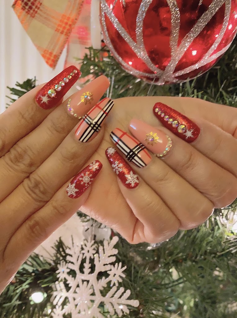 Bright Nail Spa 19006