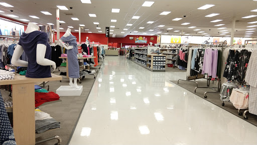 Department Store «Target», reviews and photos, 6100 Shingle Creek Pkwy, Brooklyn Center, MN 55430, USA