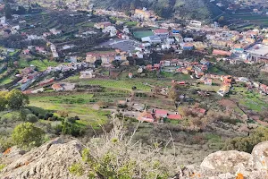 Mirador de La Cruz y El Montañón image