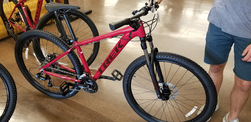 Bicycle Store «Murfreesboro Outdoor & Bicycle», reviews and photos, 710 Memorial Blvd #100, Murfreesboro, TN 37129, USA