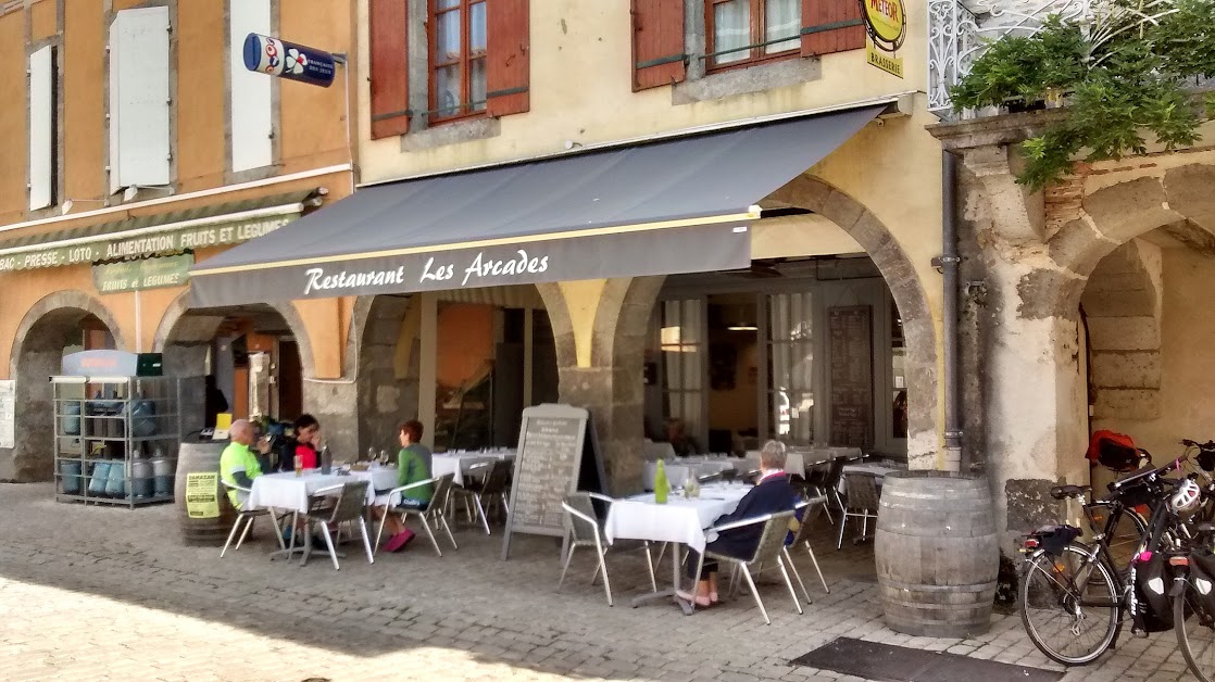 Restaurant Les Arcades à Damazan