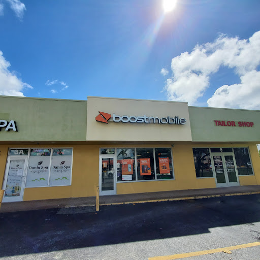 Telecommunications Service Provider «Boost Mobile Store by JM Cell LLC», reviews and photos, 105 S Federal Hwy #4, Dania Beach, FL 33004, USA