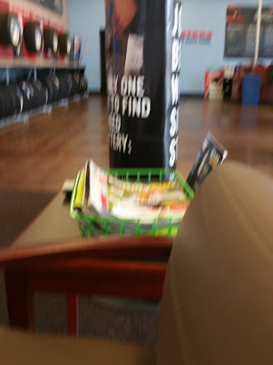 Tire Shop «Firestone Complete Auto Care», reviews and photos, 10141 Balboa Blvd, Northridge, CA 91325, USA