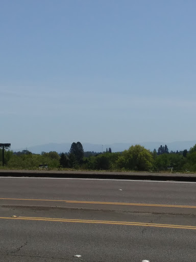 Shopping Mall «Timberhill Shopping Center», reviews and photos, 2359 NW Kings Blvd, Corvallis, OR 97330, USA