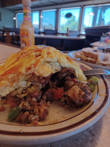 Truck Stop «Pioneer Villa Truck Plaza Inc», reviews and photos, 33180 OR-228, Halsey, OR 97348, USA