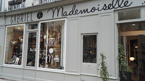 Gaspard et Mademoiselle.com à Saumur