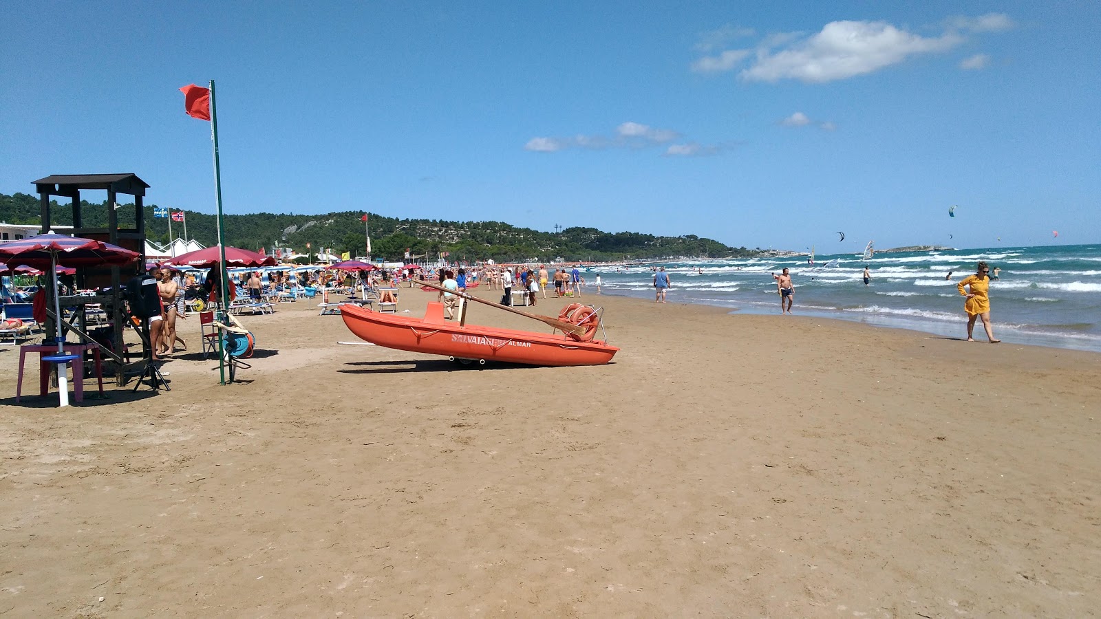 Foto de Scialmarino Beach - lugar popular entre os apreciadores de relaxamento