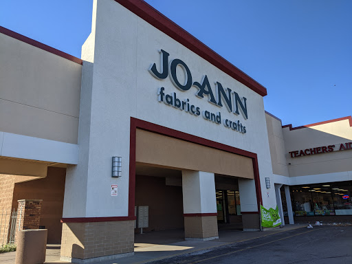 Fabric Store «Jo-Ann Fabrics and Crafts», reviews and photos, 902 W Kimberly Rd Ste 41, Davenport, IA 52806, USA