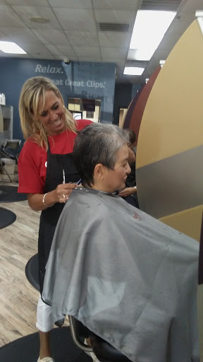 Hair Salon «Great Clips», reviews and photos, 445 E FM 1382 Ste 2, Cedar Hill, TX 75104, USA