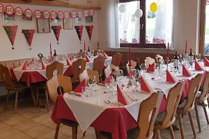 Te Emilio Sportgaststätte Heinriet image