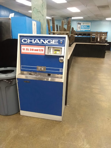 Laundromat «Westgate Wash N Dry», reviews and photos, 353 W Main St, Woodland, CA 95695, USA